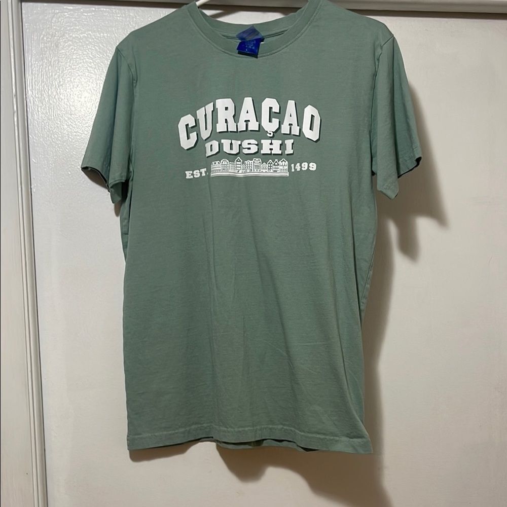 Green Graphic curacao  T-Shirt large